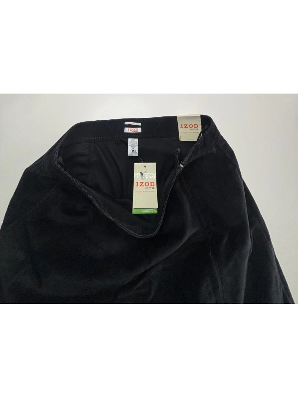 Izod XFG X-treme Golf Skort in Black Stretch Corduroy - size 10 New with Tags - Picture 3 of 4
